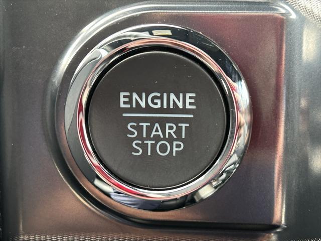 new 2025 Ford F-150 car, priced at $78,270
