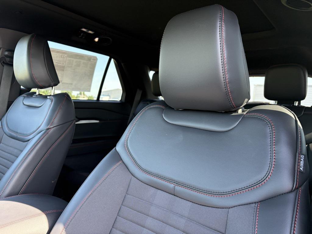 new 2025 Ford Explorer car, priced at $52,840