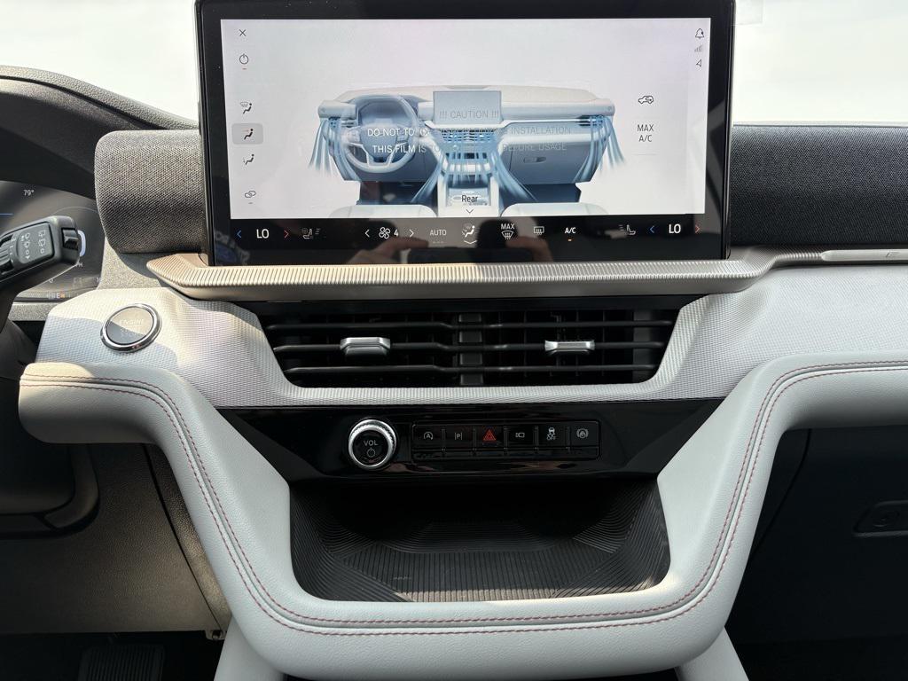 new 2025 Ford Explorer car, priced at $50,885