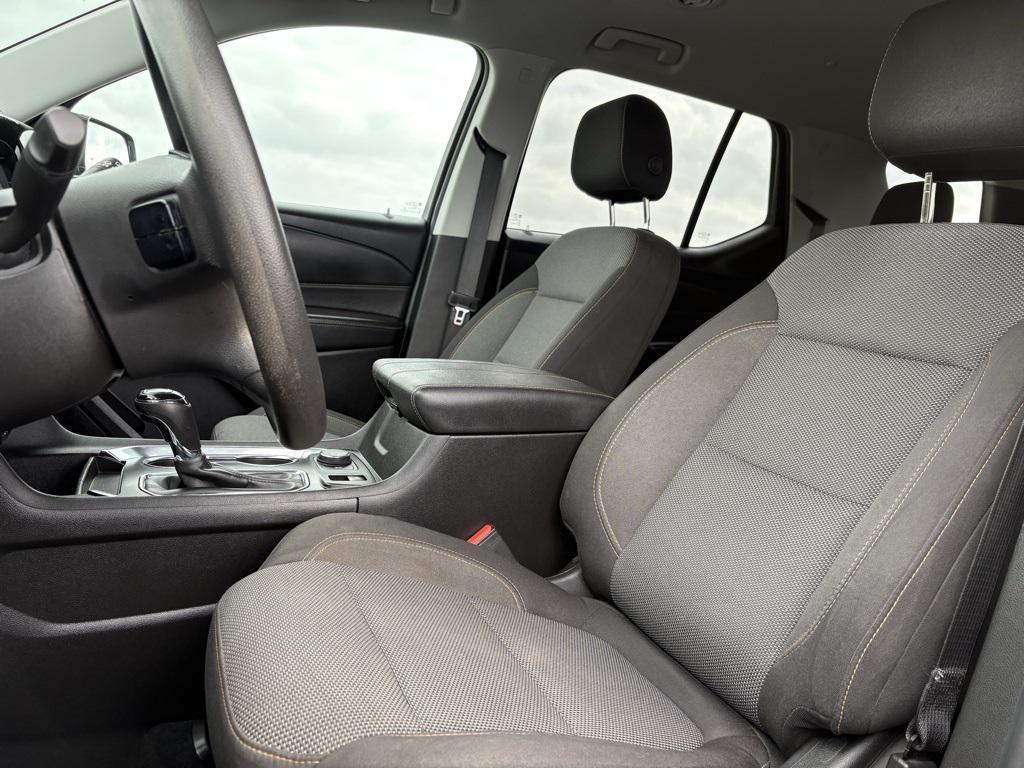 used 2018 Chevrolet Traverse car, priced at $13,690