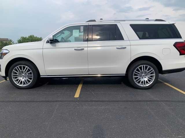 new 2024 Ford Expedition car, priced at $85,395