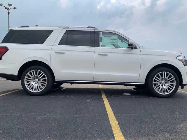 new 2024 Ford Expedition car, priced at $85,395