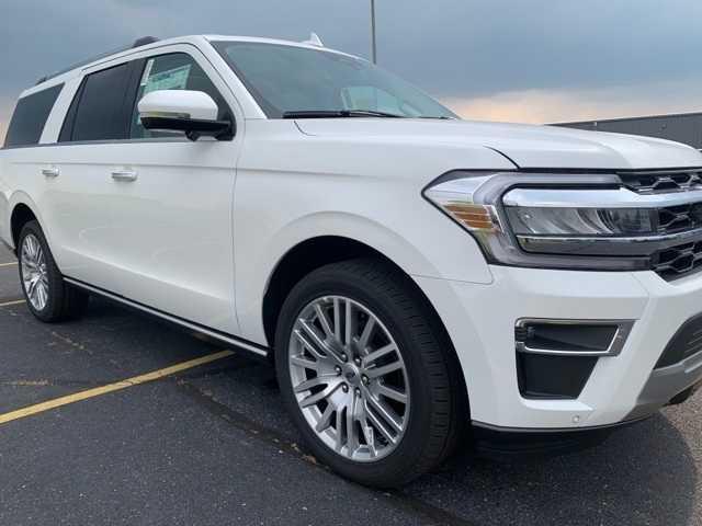 new 2024 Ford Expedition car, priced at $85,395