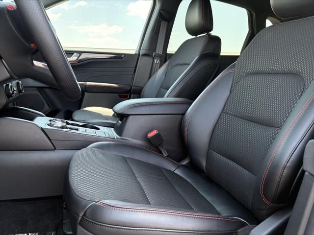 new 2025 Ford Escape car, priced at $35,680
