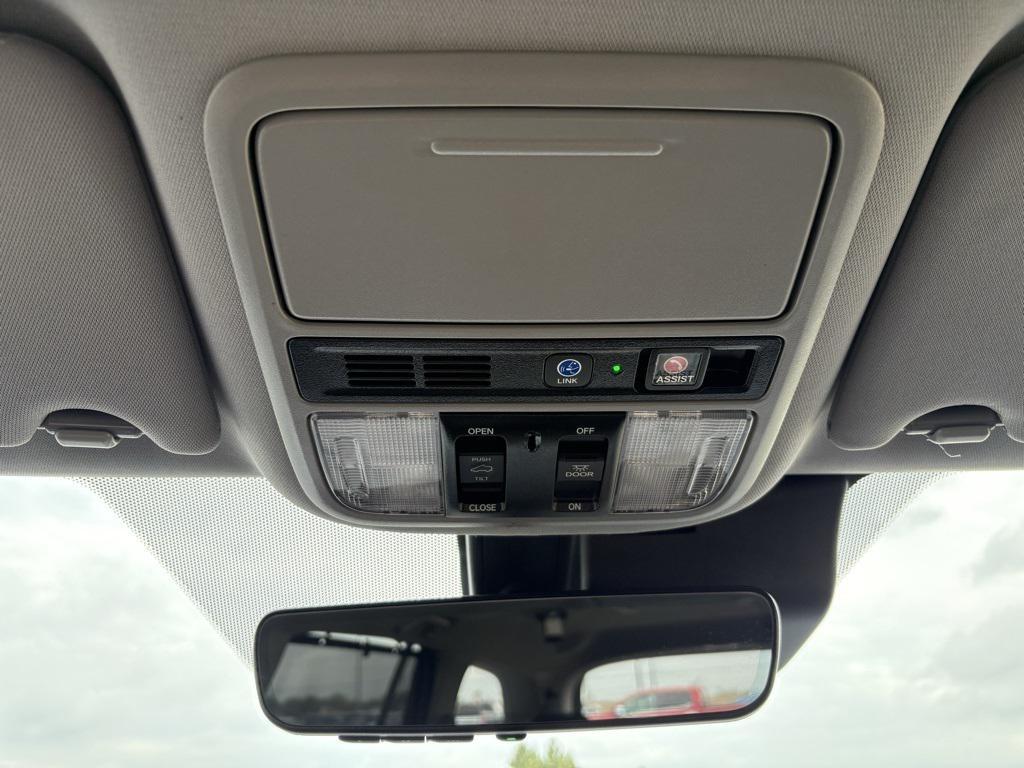 used 2020 Honda Pilot car, priced at $24,490