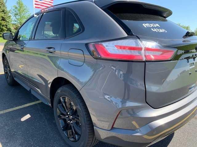 new 2024 Ford Edge car, priced at $41,720