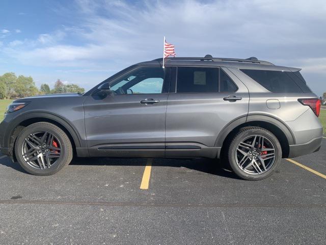 new 2025 Ford Explorer car, priced at $61,510