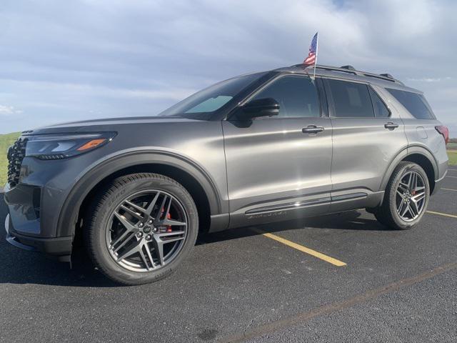 new 2025 Ford Explorer car, priced at $61,510