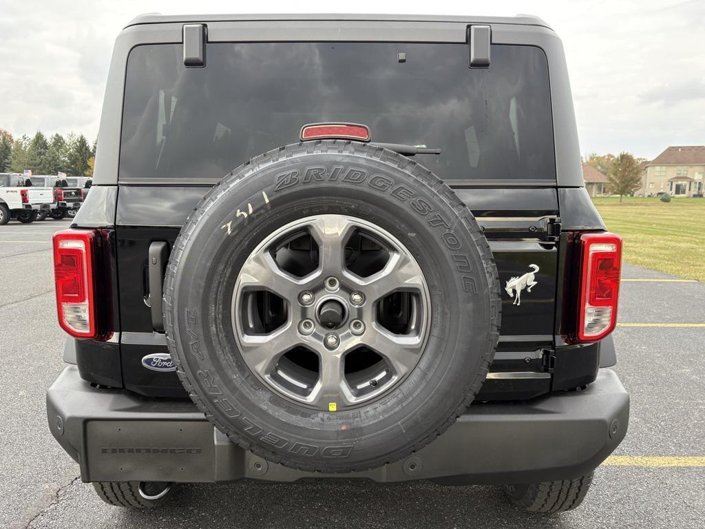 new 2025 Ford Bronco car, priced at $49,760