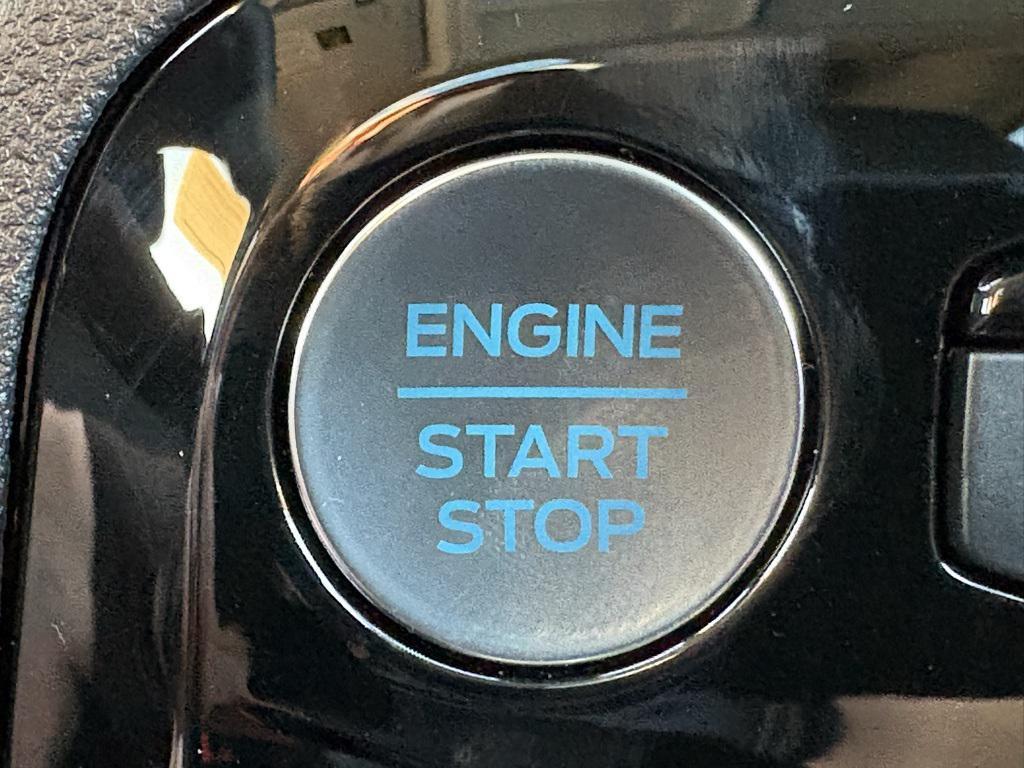 new 2025 Ford Escape car, priced at $35,240