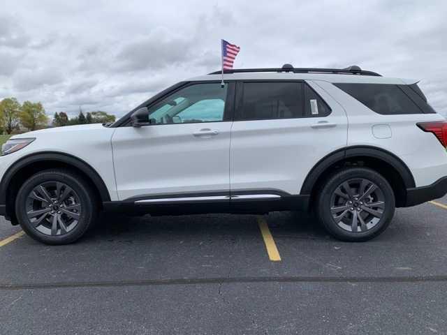 new 2025 Ford Explorer car, priced at $49,550