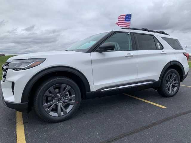 new 2025 Ford Explorer car, priced at $49,550