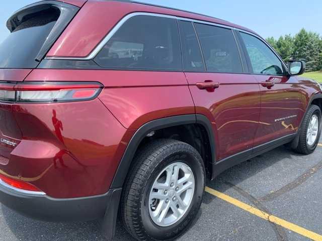 used 2023 Jeep Grand Cherokee car, priced at $31,790