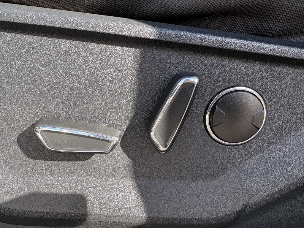 used 2021 Ford F-150 car, priced at $34,490