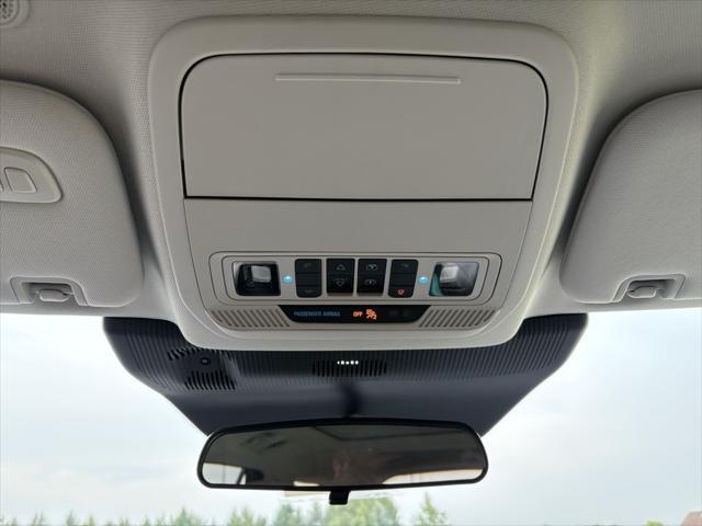 new 2025 Ford Explorer car, priced at $51,285