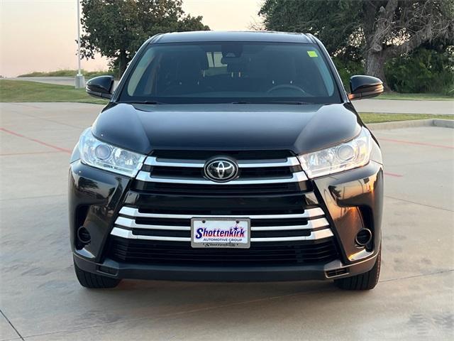 used 2019 Toyota Highlander car, priced at $18,794