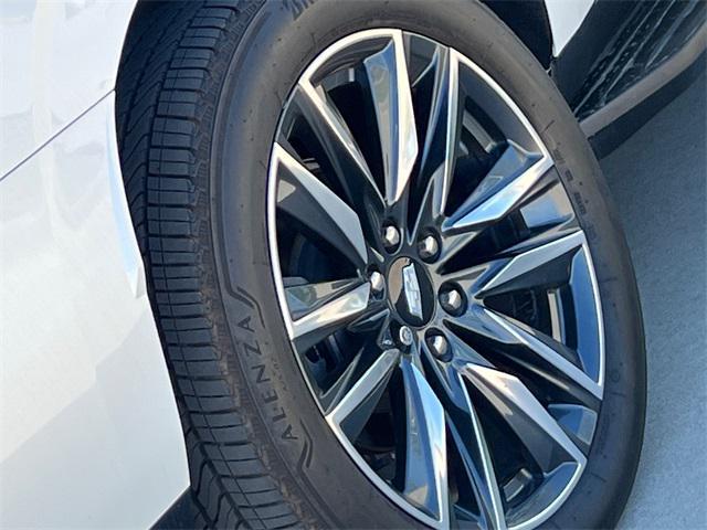 used 2022 Cadillac Escalade ESV car, priced at $55,501