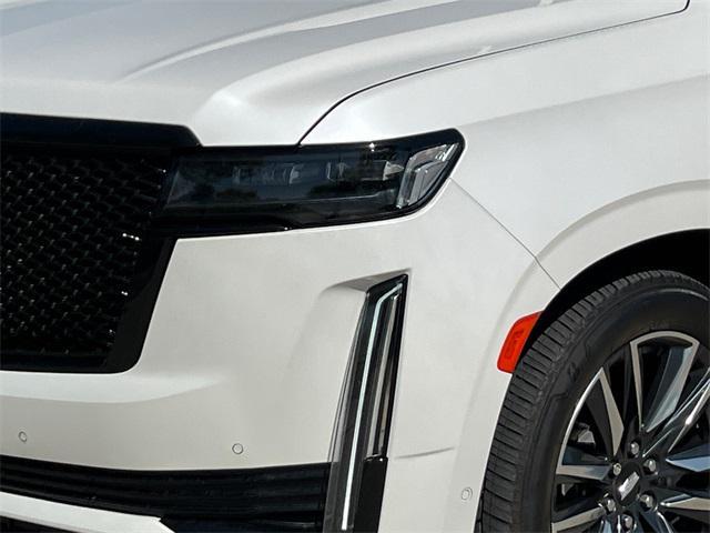 used 2022 Cadillac Escalade ESV car, priced at $55,501