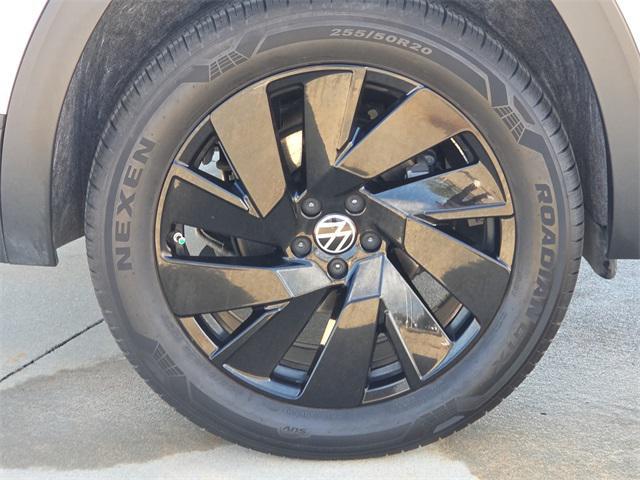 used 2024 Volkswagen Atlas car, priced at $31,441