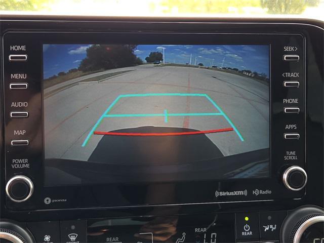 used 2020 Toyota Highlander car, priced at $24,332