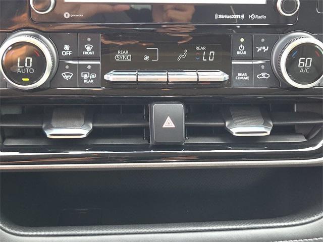 used 2020 Toyota Highlander car, priced at $24,332