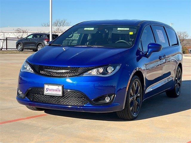 used 2019 Chrysler Pacifica car, priced at $22,916