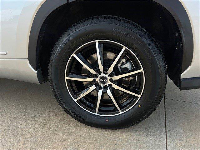 used 2021 Toyota Highlander Hybrid car, priced at $28,962