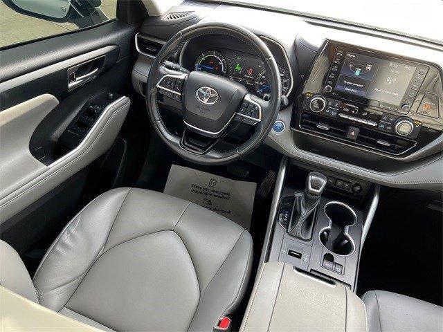 used 2021 Toyota Highlander Hybrid car, priced at $28,962