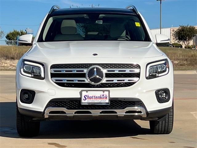 used 2022 Mercedes-Benz GLB 250 car, priced at $27,873