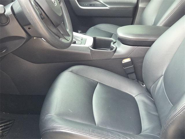 used 2022 Toyota RAV4 Hybrid car, priced at $25,312