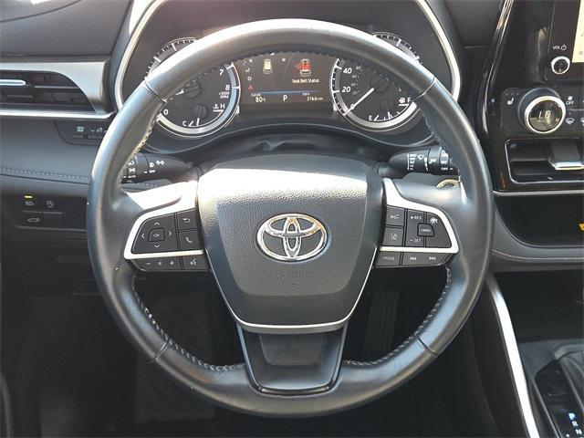used 2023 Toyota Highlander car, priced at $34,931