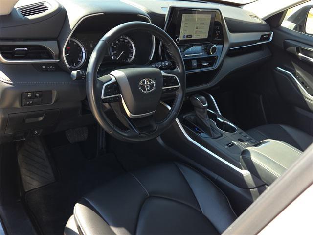 used 2023 Toyota Highlander car, priced at $34,931