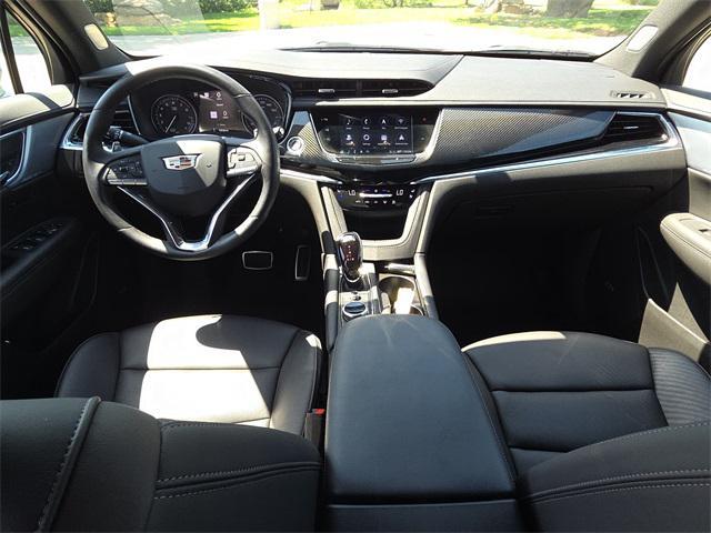 used 2024 Cadillac XT6 car, priced at $52,494