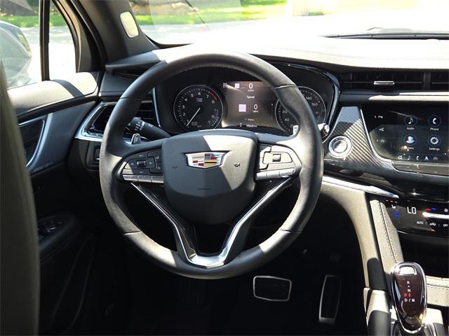 used 2024 Cadillac XT6 car, priced at $52,494