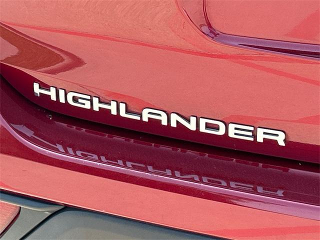 used 2023 Toyota Highlander car, priced at $37,285