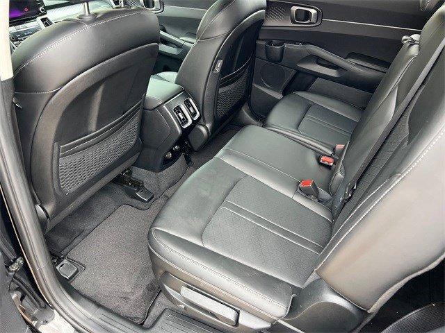 used 2023 Kia Sorento car, priced at $28,376