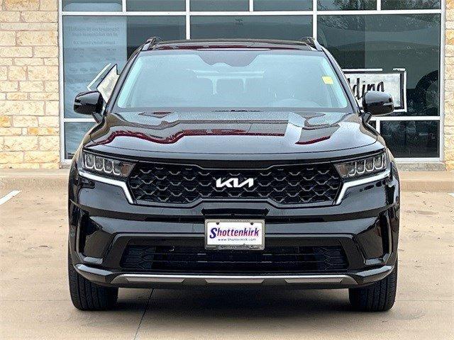 used 2023 Kia Sorento car, priced at $28,376