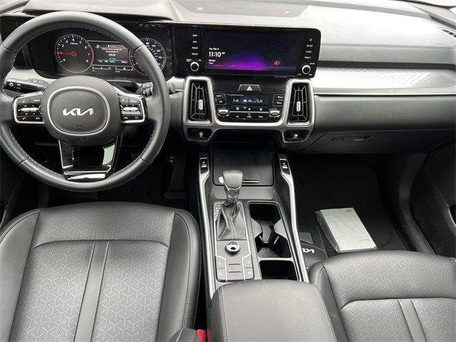 used 2023 Kia Sorento car, priced at $28,376