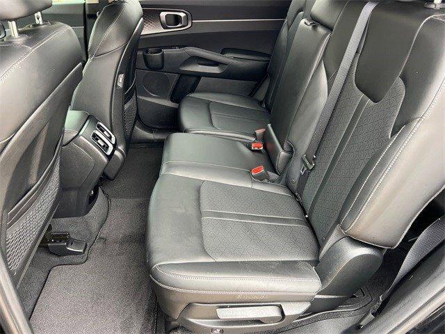 used 2023 Kia Sorento car, priced at $28,376