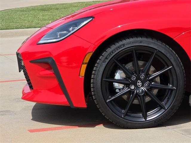 new 2025 Toyota GR86 car, priced at $36,438