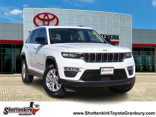 used 2022 Jeep Grand Cherokee car, priced at $27,132