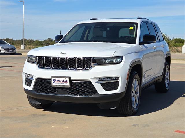 used 2022 Jeep Grand Cherokee car, priced at $27,132