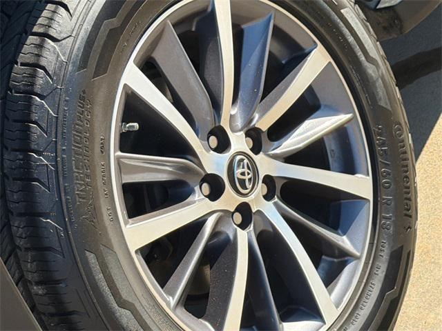 used 2017 Toyota Highlander car, priced at $17,320