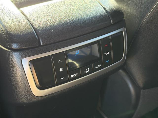 used 2017 Toyota Highlander car, priced at $17,320