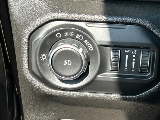 used 2019 Jeep Wrangler Unlimited car, priced at $25,727