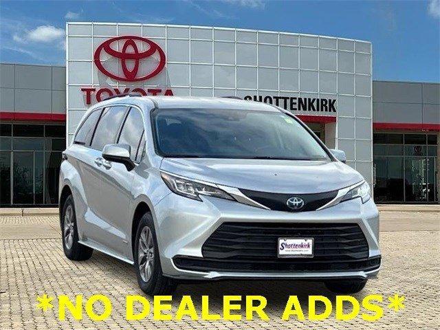 used 2021 Toyota Sienna car, priced at $28,384