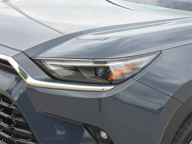 used 2025 Toyota Grand Highlander car, priced at $55,555