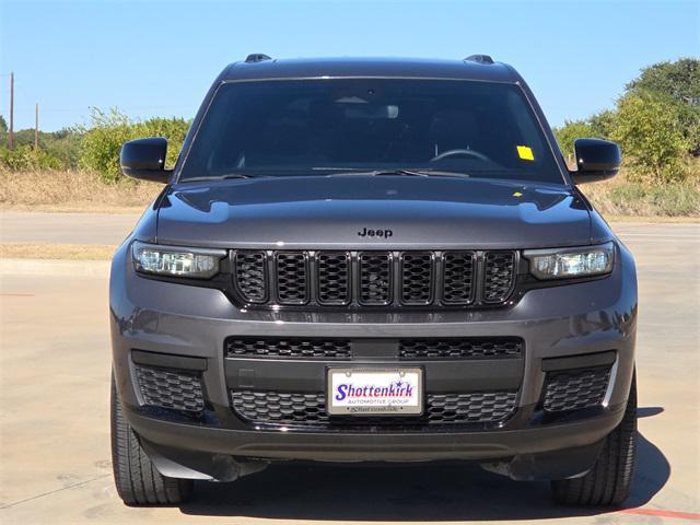 used 2024 Jeep Grand Cherokee L car, priced at $36,592