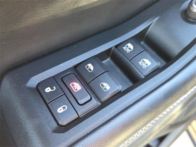 used 2024 Jeep Grand Cherokee L car, priced at $36,592