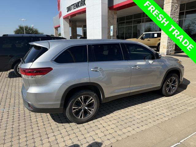 used 2019 Toyota Highlander car, priced at $20,723